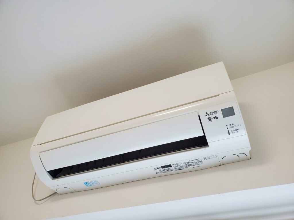 沖縄格安ホテルのクーラー
