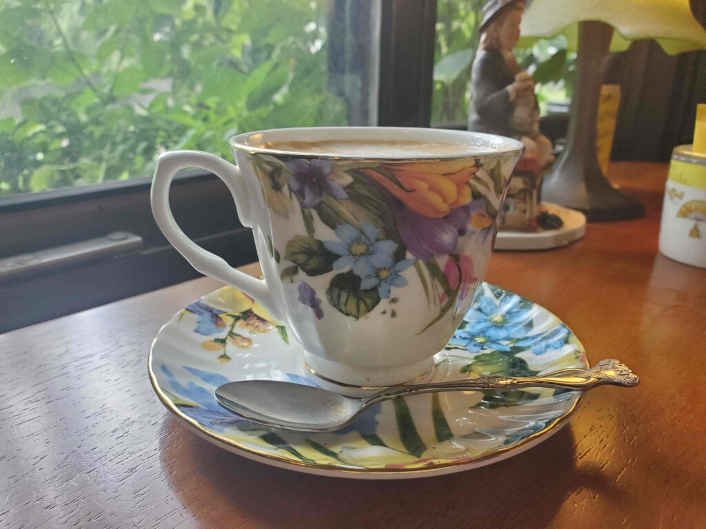 ふかくさの店内