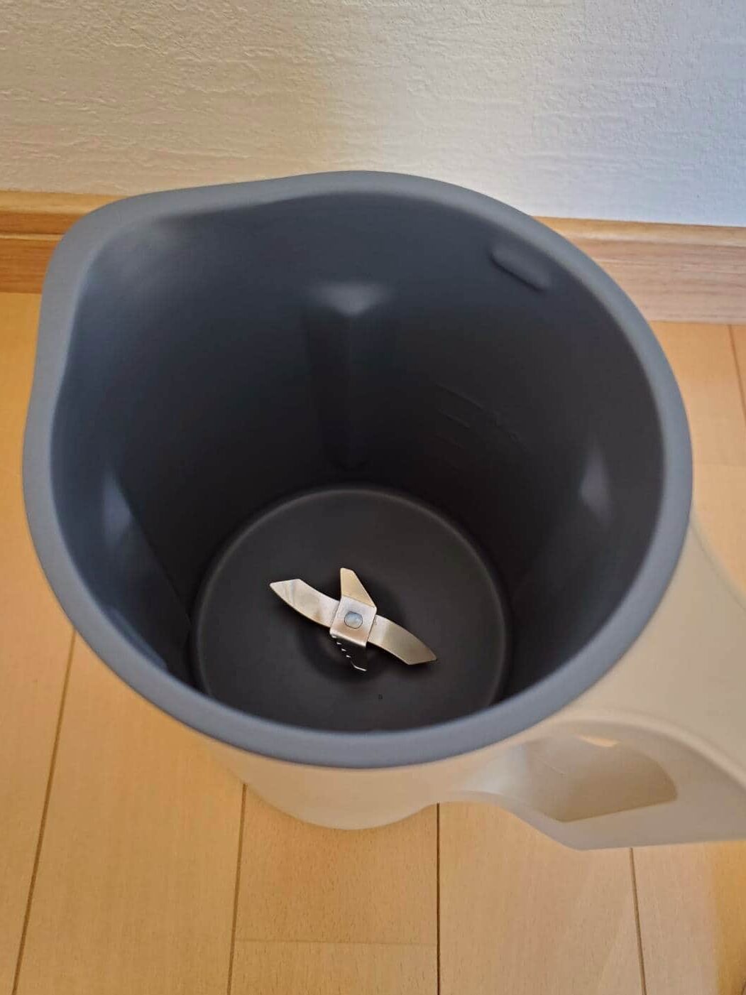 自動調理ポット Recolteの内側