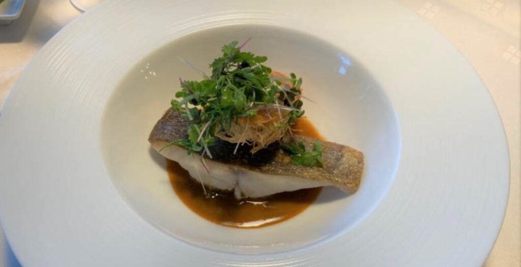 佐渡のフレンチレストランLa Plageの魚料理
